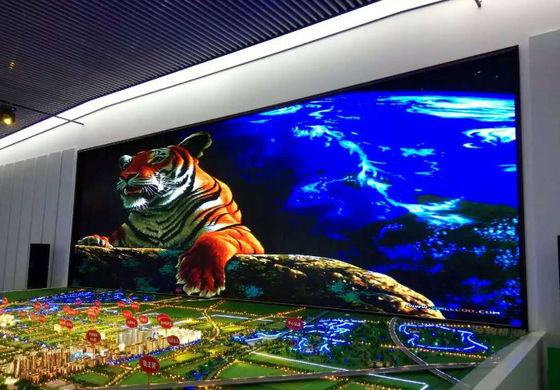 ইনডোর ফুল কালার এলইডি ডিসপ্লে স্ক্রিন P2.5 HD320*160mm 1R1G1B হাই রিফ্রেশ রেট