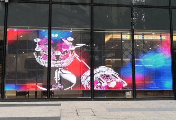 220W/ M2 স্বচ্ছ LED মেশ স্ক্রীন আউটডোর গ্লাস উইন্ডো ডিসপ্লে 5000nits 7.8mm