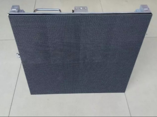 হাই লাইটনেস 1R1G1B আউটডোর LED ভিডিও ওয়াল বিজ্ঞাপন বোর্ড P4mm 14bit