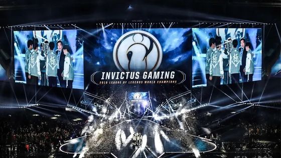 7680Hz উচ্চ রেজোলিউশন এলইডি স্ক্রিন 700nits ইনডোর বিজ্ঞাপন এলইডি ডিসপ্লে স্ক্রিন