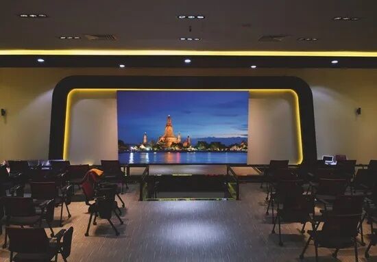 HD P2 ইনডোর রঙিন LED ডিসপ্লে বিজ্ঞাপন বোর্ড LED ওয়াল 14 বিট
