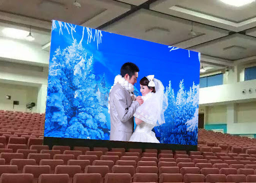 4500cd AC90V স্টেজ LED স্ক্রীন ব্যাকড্রপ ওয়েডিং 80m দেখার দূরত্ব