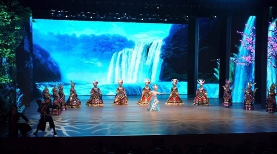 1/ 28s হাই ডেফিনিশন ইন্ডোর LED স্ক্রীন মডিউল P2.976 RGB 3IN1