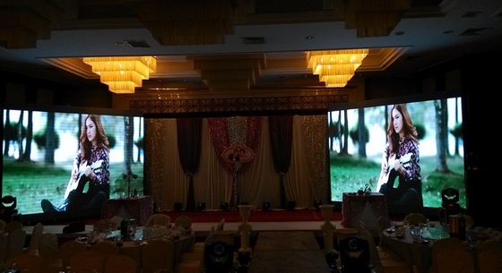 512*512mm 1100cd LED ডিসপ্লে ক্যাবিনেট P4mm বড় ডিজিটাল ওয়াল ফ্রেম