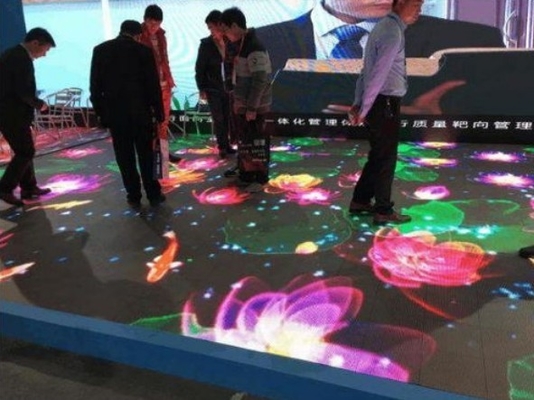 SMD2121 হায়ার ডিস্কো লাইট 0.5*1m LED Light Up Dance Floor Rental P3.91mm