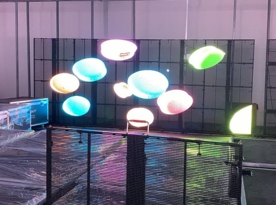100 X 50cm স্বচ্ছ গ্লাস LED স্ক্রীন বিজ্ঞাপন প্রদর্শন 32873 পিক্সেল ODM FCC